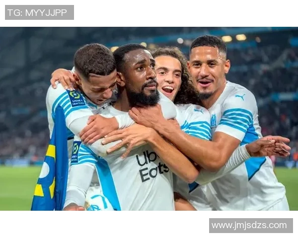 里昂与斯特拉法在联杯激战正酣谁能晋级下一轮决战